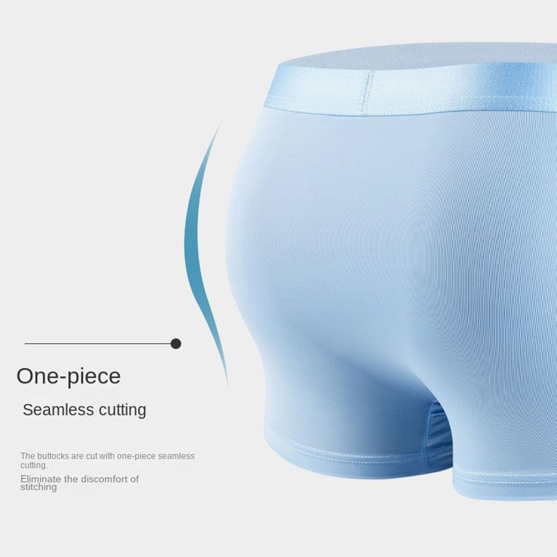 Parte posterior de un calzoncillo bóxer azul celeste colocado en un maniquí.